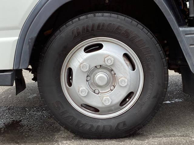 三菱ふそうキャンター幌車小型（2t・3t）[写真20]