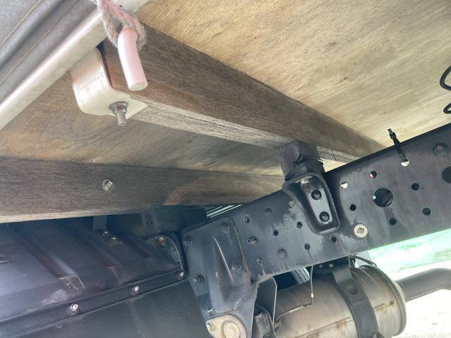 三菱ふそうキャンター幌車小型（2t・3t）[写真25]