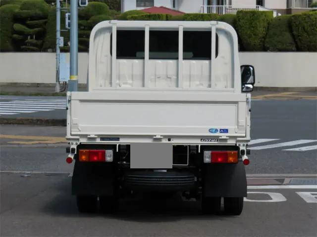 トヨタダイナダブルキャブ（Wキャブ）小型（2t・3t）[写真06]