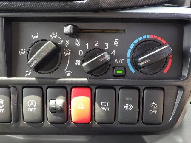 トヨタダイナアルミバン小型（2t・3t）[写真09]