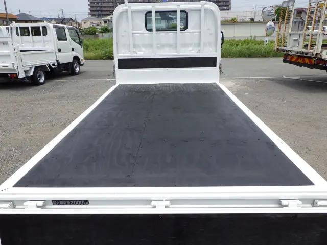 トヨタトヨエース平ボディ小型（2t・3t）[写真18]