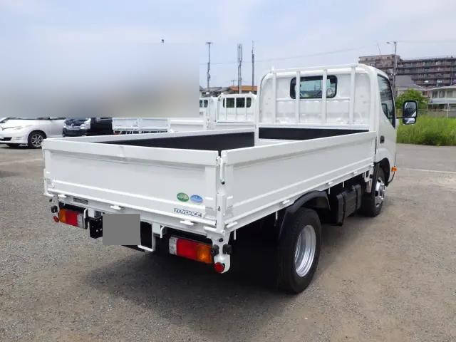 トヨタトヨエース平ボディ小型（2t・3t）[写真02]