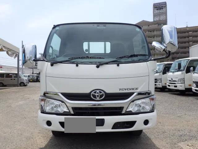 トヨタトヨエース平ボディ小型（2t・3t）[写真04]