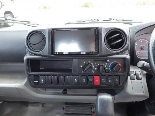 トヨタトヨエース平ボディ小型（2t・3t）[写真08]