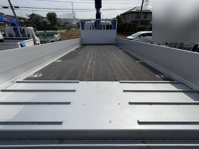 三菱ふそうファイターセルフクレーン4段増トン（6t・8t）[写真10]