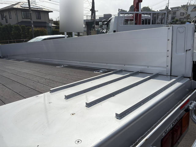 三菱ふそうファイターセルフクレーン4段増トン（6t・8t）[写真09]