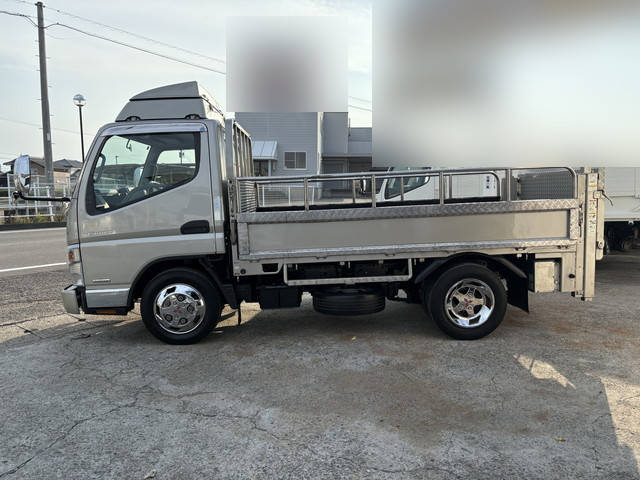 三菱キャンター平ボディ小型（2t・3t）[写真05]