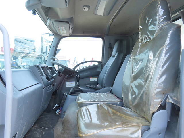 いすゞフォワードダンプ中型（4t）[写真18]