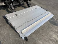 日野デュトロ冷凍車（冷蔵車）小型（2t・3t）[写真13]