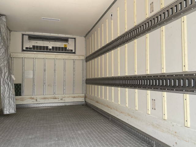 日野デュトロ冷凍車（冷蔵車）小型（2t・3t）[写真16]