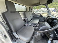 日野デュトロ冷凍車（冷蔵車）小型（2t・3t）[写真33]