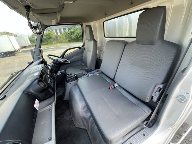 日野デュトロ冷凍車（冷蔵車）小型（2t・3t）[写真35]