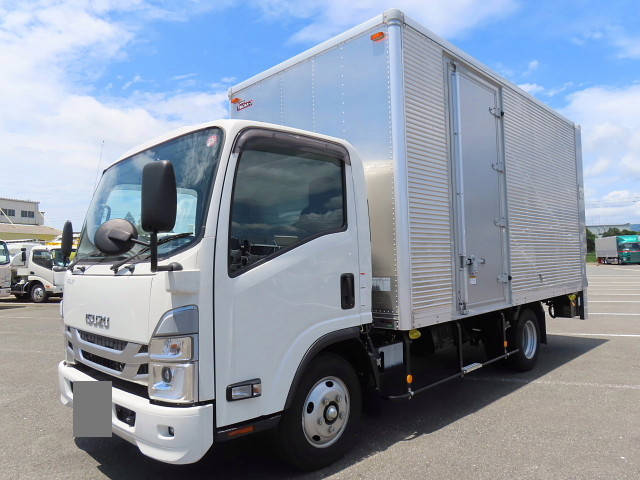 いすゞエルフアルミバン小型（2t・3t）[写真01]