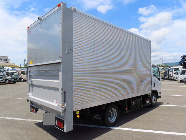 いすゞエルフアルミバン小型（2t・3t）[写真02]