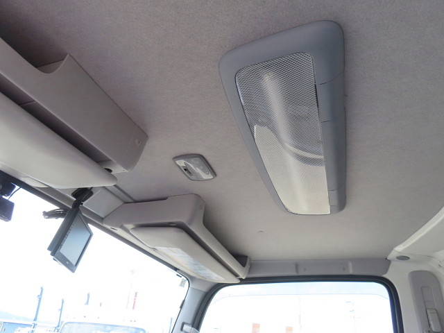 いすゞエルフアルミバン小型（2t・3t）[写真20]