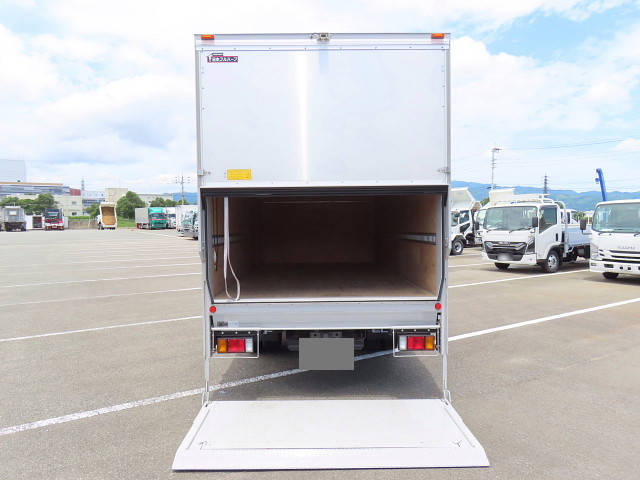いすゞエルフアルミバン小型（2t・3t）[写真24]
