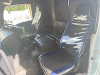 いすゞギガバルク車（粉粒体運搬車）大型（10t）[写真28]