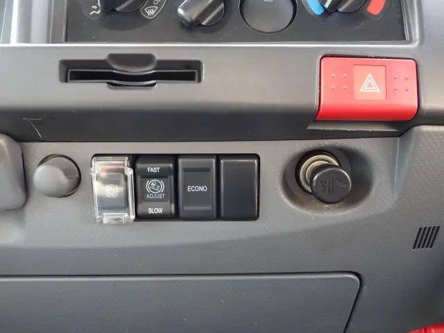 マツダタイタン平ボディ小型（2t・3t）[写真11]