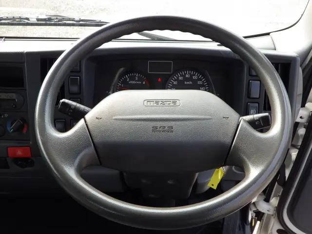 マツダタイタン平ボディ小型（2t・3t）[写真17]