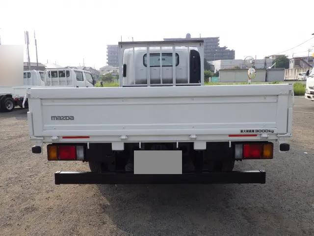 マツダタイタン平ボディ小型（2t・3t）[写真05]