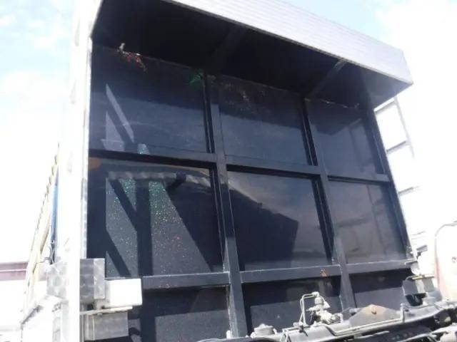 三菱ふそうスーパーグレートダンプ大型（10t）[写真17]