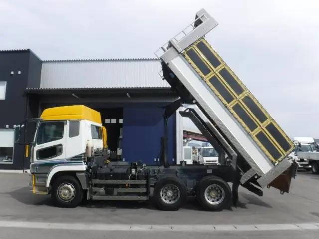 三菱ふそうスーパーグレートダンプ大型（10t）[写真05]