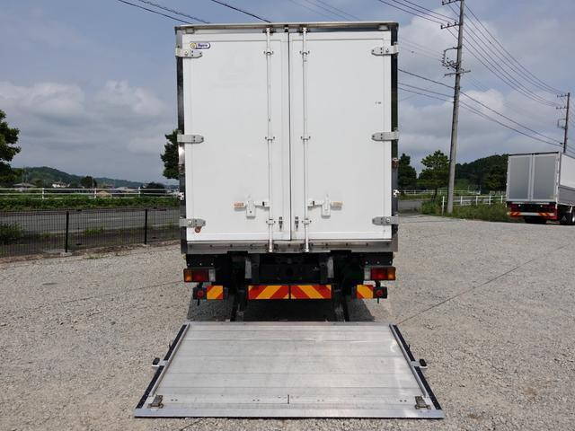 いすゞエルフ冷凍車（冷蔵車）小型（2t・3t）[写真07]