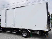 いすゞエルフ冷凍車（冷蔵車）小型（2t・3t）[写真08]