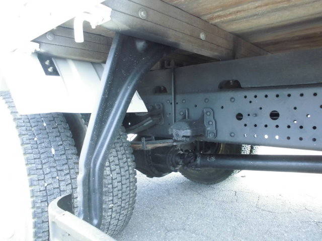 いすゞフォワードクレーン4段中型（4t）[写真10]