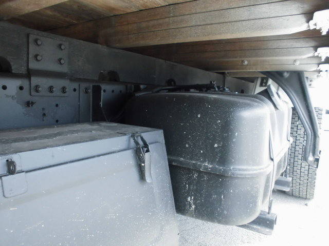 いすゞフォワードクレーン4段中型（4t）[写真15]