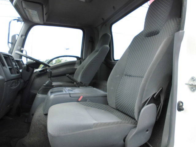 いすゞフォワードクレーン4段中型（4t）[写真28]