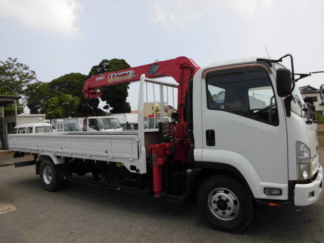 いすゞフォワードクレーン4段中型（4t）[写真03]