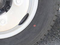 いすゞエルフ平ボディ小型（2t・3t）[写真17]