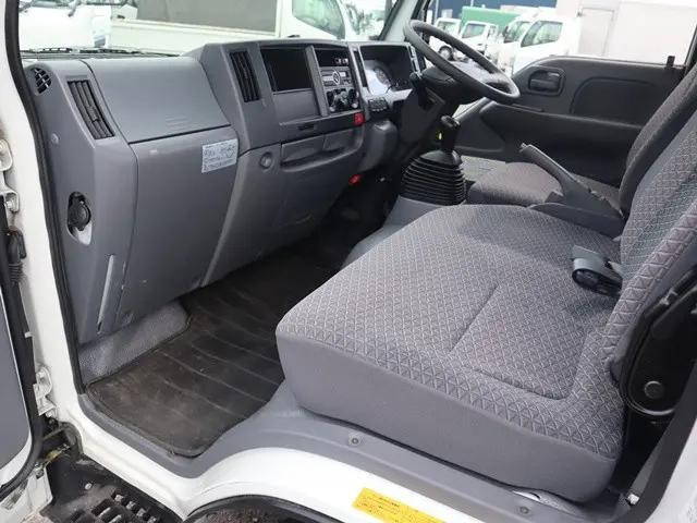 いすゞエルフ平ボディ小型（2t・3t）[写真28]