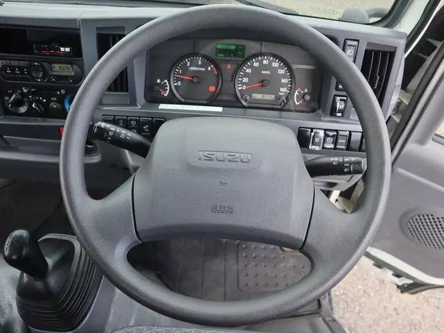 いすゞエルフ平ボディ小型（2t・3t）[写真30]