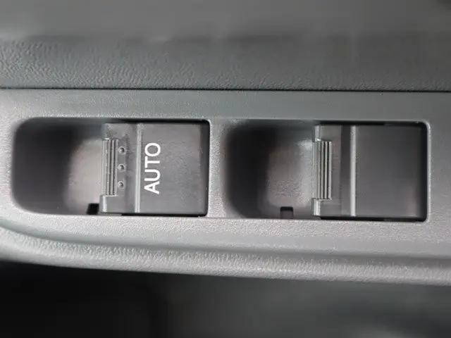 いすゞエルフ平ボディ小型（2t・3t）[写真34]