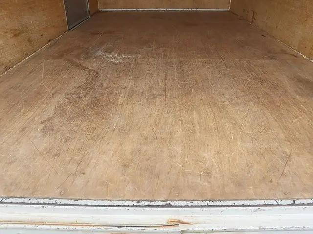 日産アトラスアルミバン小型（2t・3t）[写真14]