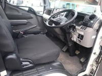 日産アトラスアルミバン小型（2t・3t）[写真32]