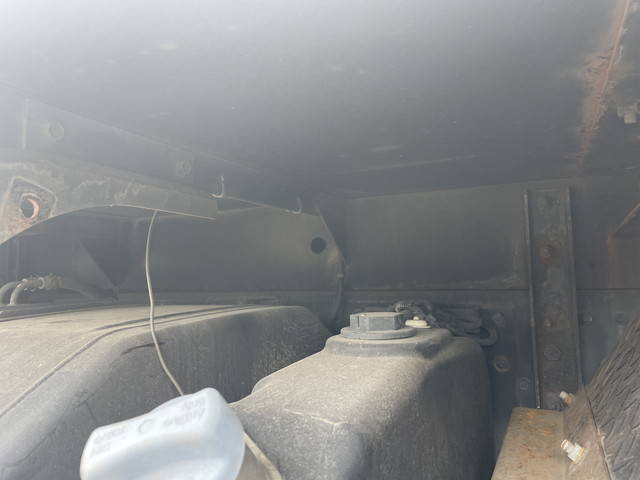 三菱ふそうスーパーグレートトレーラーヘッド（トラクターヘッド）大型（10t）[写真20]