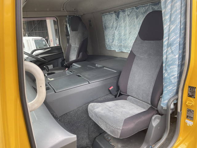 三菱ふそうスーパーグレートトレーラーヘッド（トラクターヘッド）大型（10t）[写真27]