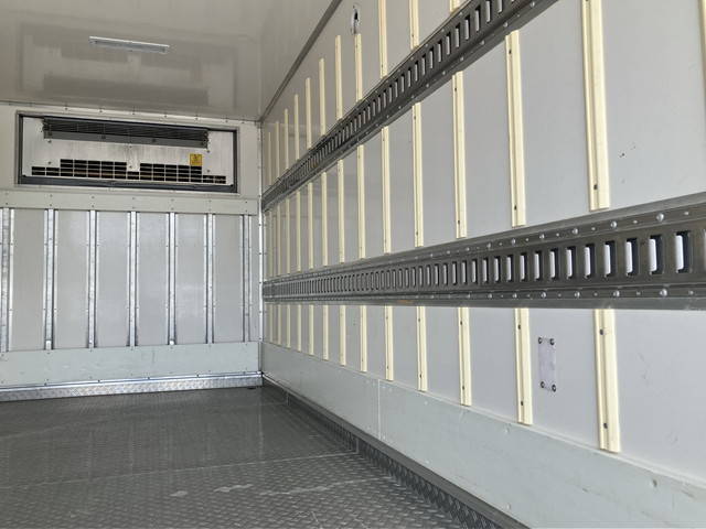 日野デュトロ冷凍車（冷蔵車）小型（2t・3t）[写真14]