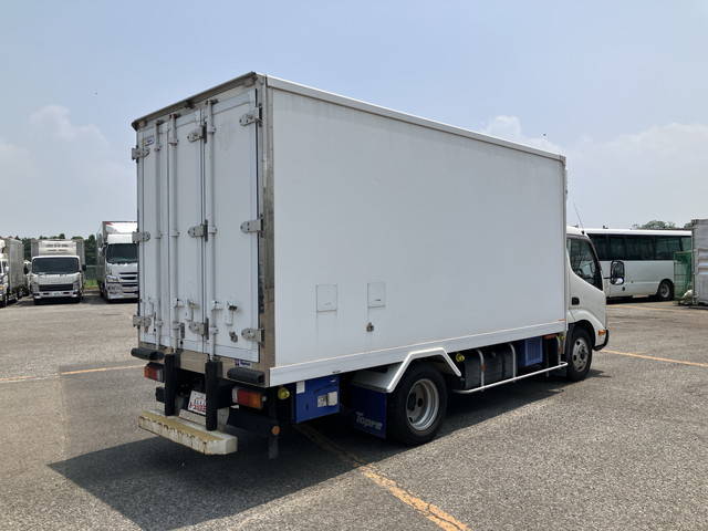 日野デュトロ冷凍車（冷蔵車）小型（2t・3t）[写真02]