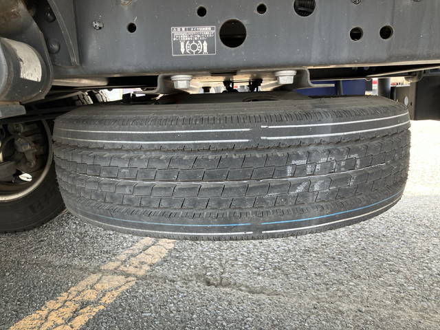 日野デュトロ冷凍車（冷蔵車）小型（2t・3t）[写真23]