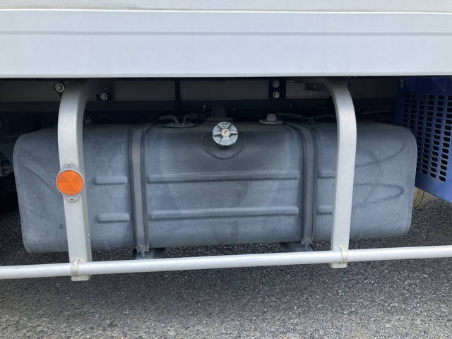 日野デュトロ冷凍車（冷蔵車）小型（2t・3t）[写真24]