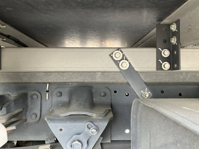 日野デュトロ冷凍車（冷蔵車）小型（2t・3t）[写真25]