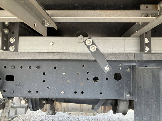 日野デュトロ冷凍車（冷蔵車）小型（2t・3t）[写真26]