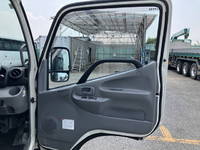 日野デュトロ冷凍車（冷蔵車）小型（2t・3t）[写真30]