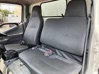 日野デュトロ冷凍車（冷蔵車）小型（2t・3t）[写真31]