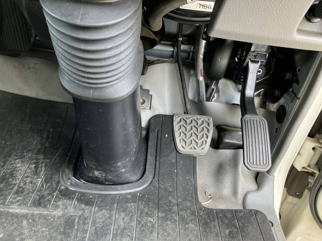 日野デュトロ冷凍車（冷蔵車）小型（2t・3t）[写真39]