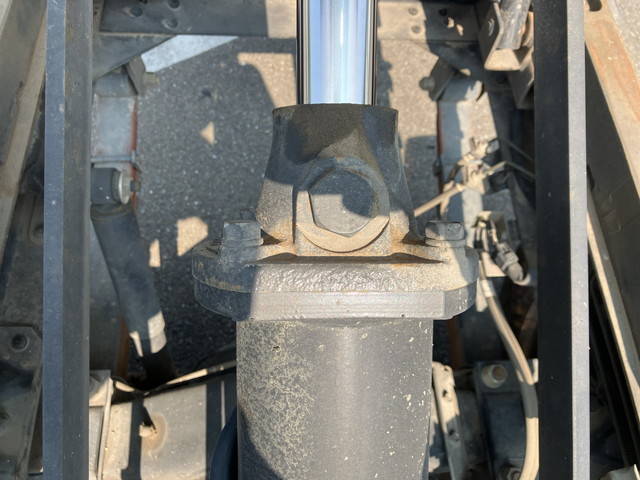 いすゞエルフダンプ小型（2t・3t）[写真17]